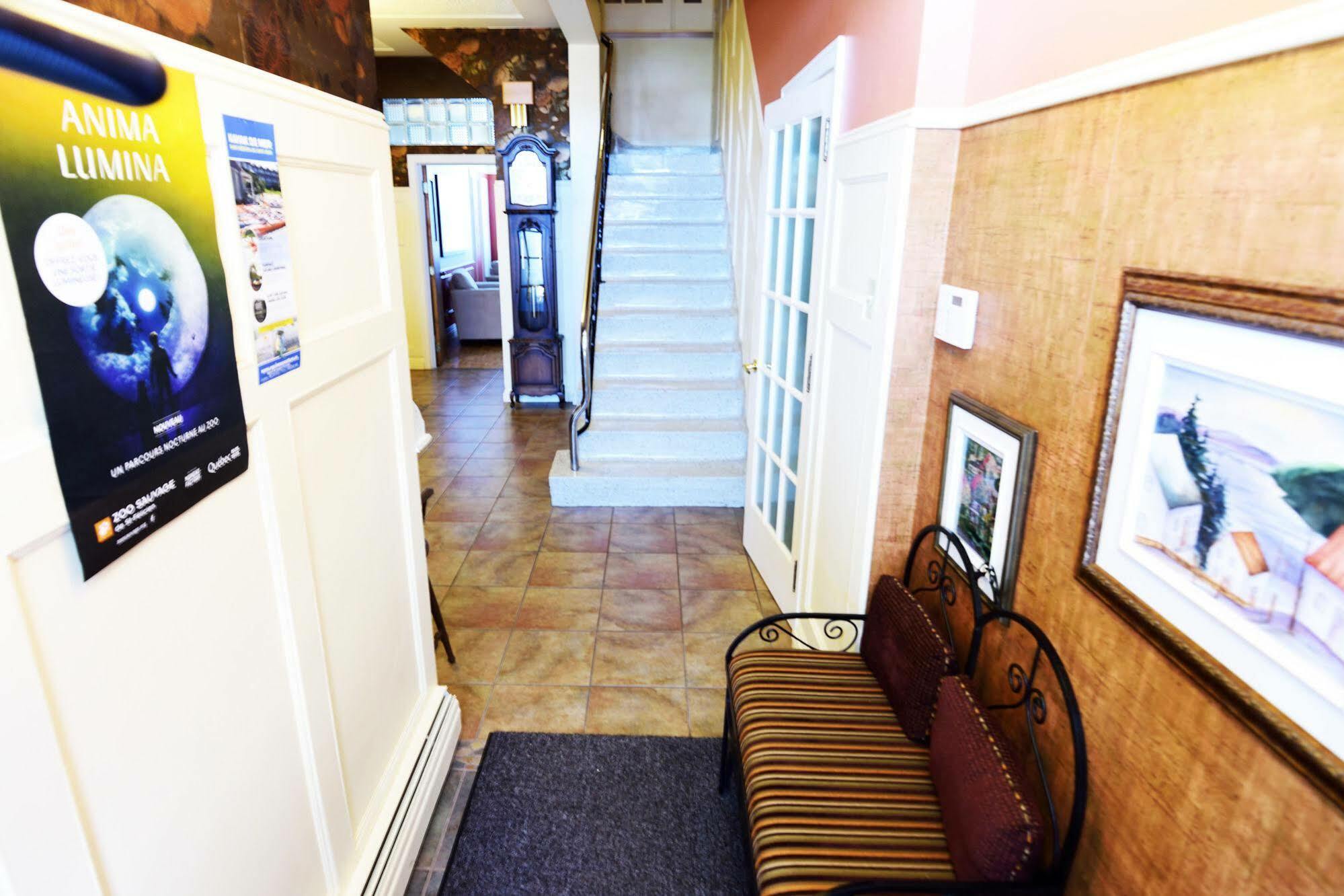 Auberge Le St-Georges Saguenay Exterior photo
